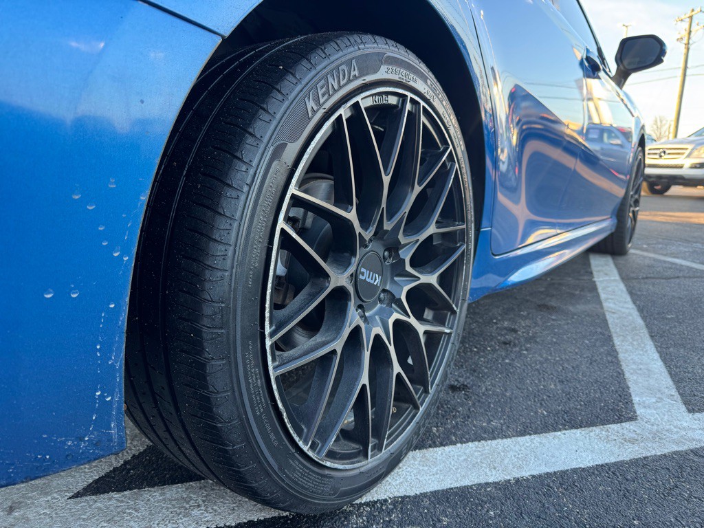 2020 Toyota Camry Image 3