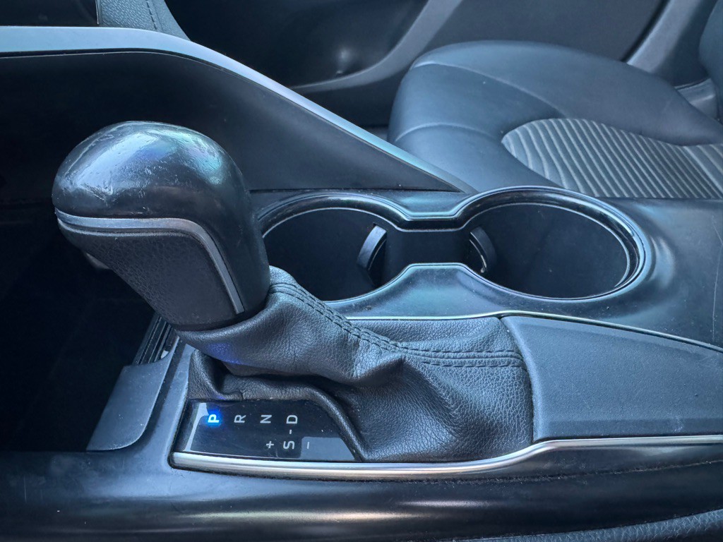 2020 Toyota Camry Image 13