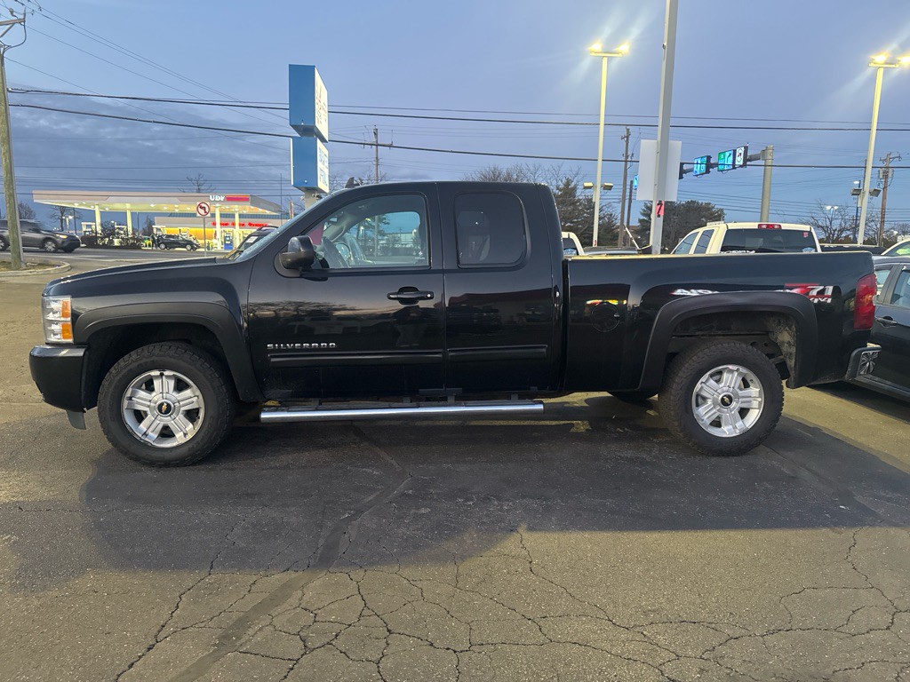 2013 Chevrolet Silverado 1500 Image 2