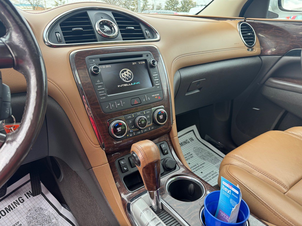 2016 Buick Enclave Image 8