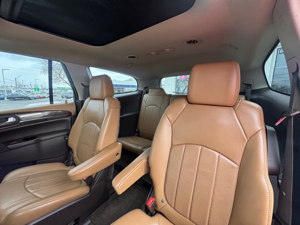 2016 Buick Enclave Image 12