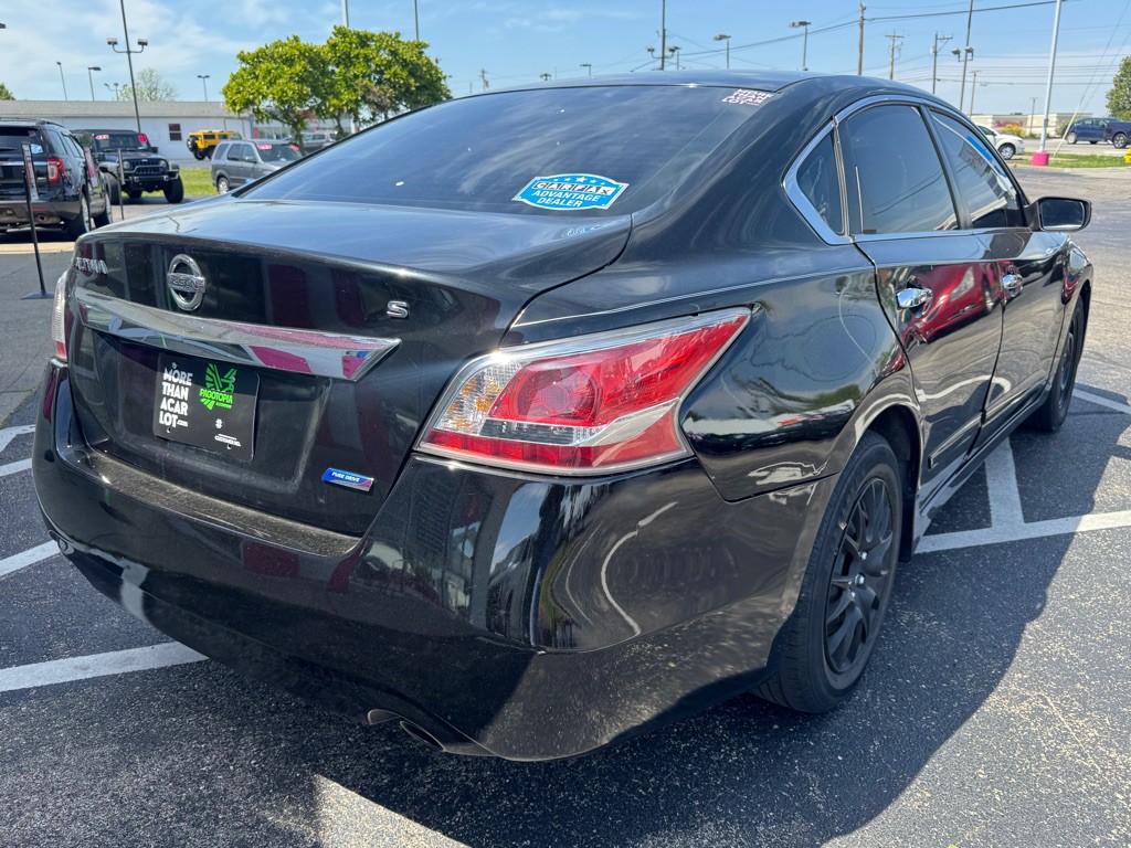 2014 Nissan Altima Image 2