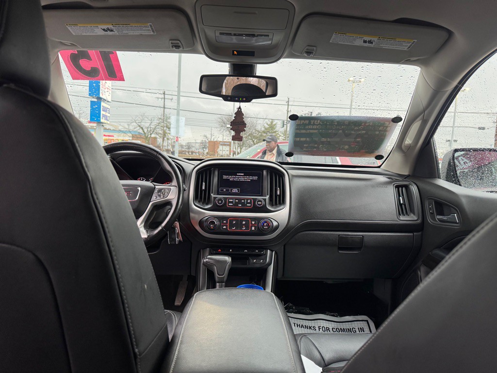 2015 GMC Canyon Image 11