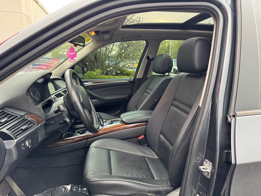 2011 BMW X5 Image 19