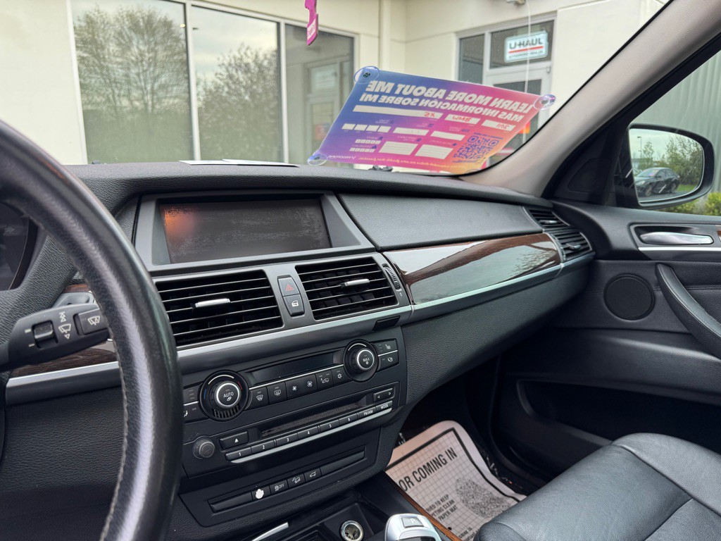 2011 BMW X5 Image 21