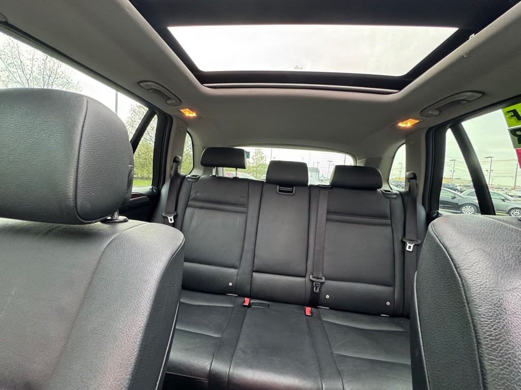 2011 BMW X5 Image 26