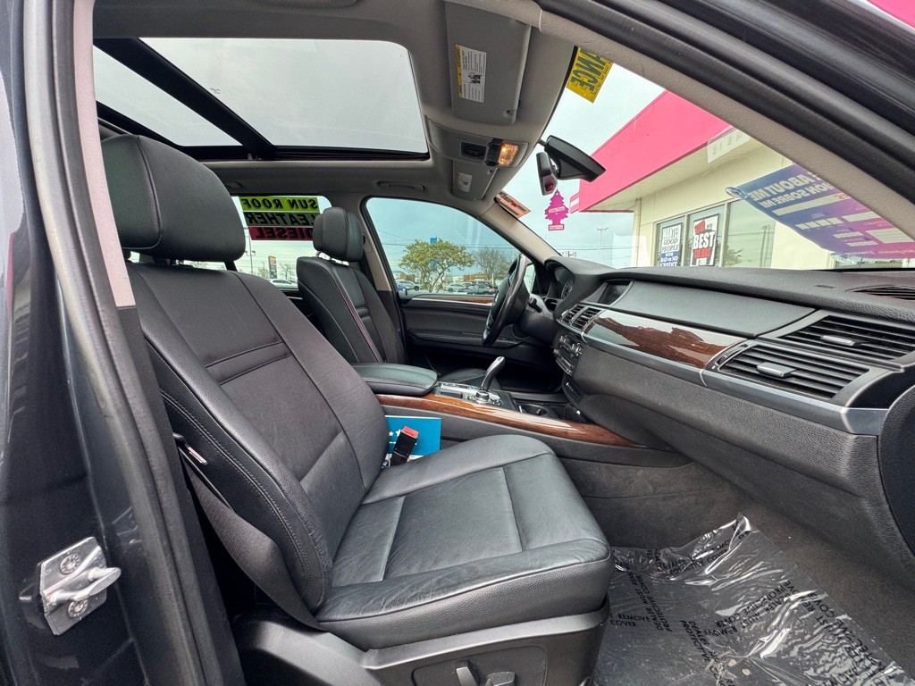 2011 BMW X5 Image 31