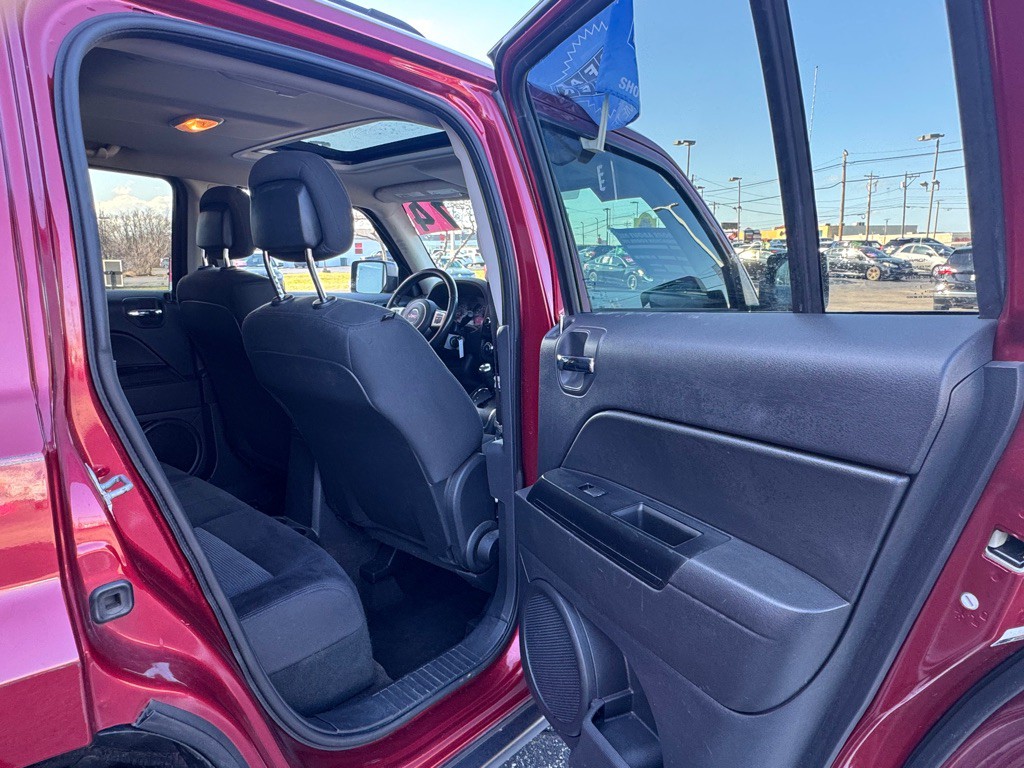 2014 Jeep Patriot Image 17