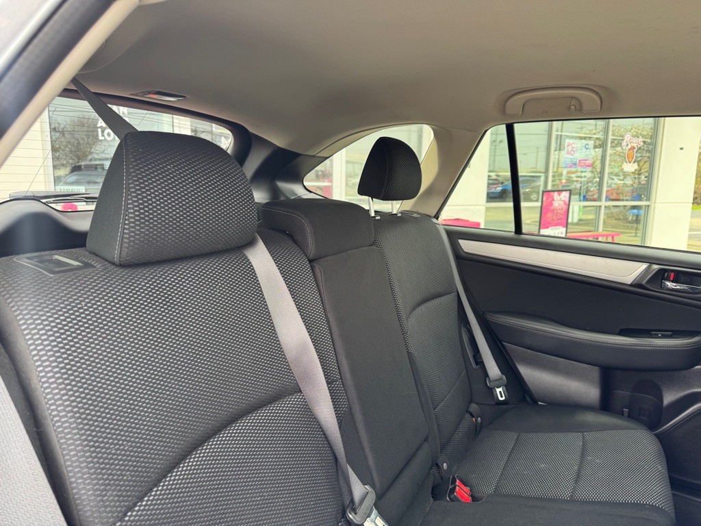 2017 Subaru Outback Image 12