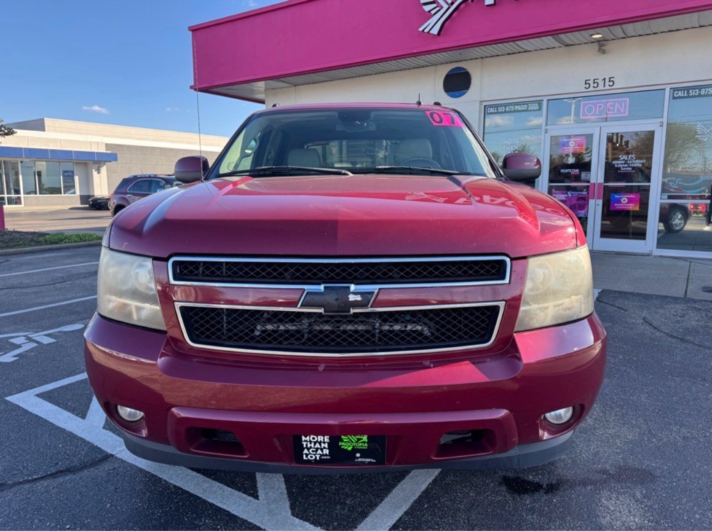 2007 Chevrolet Avalanche Image 2