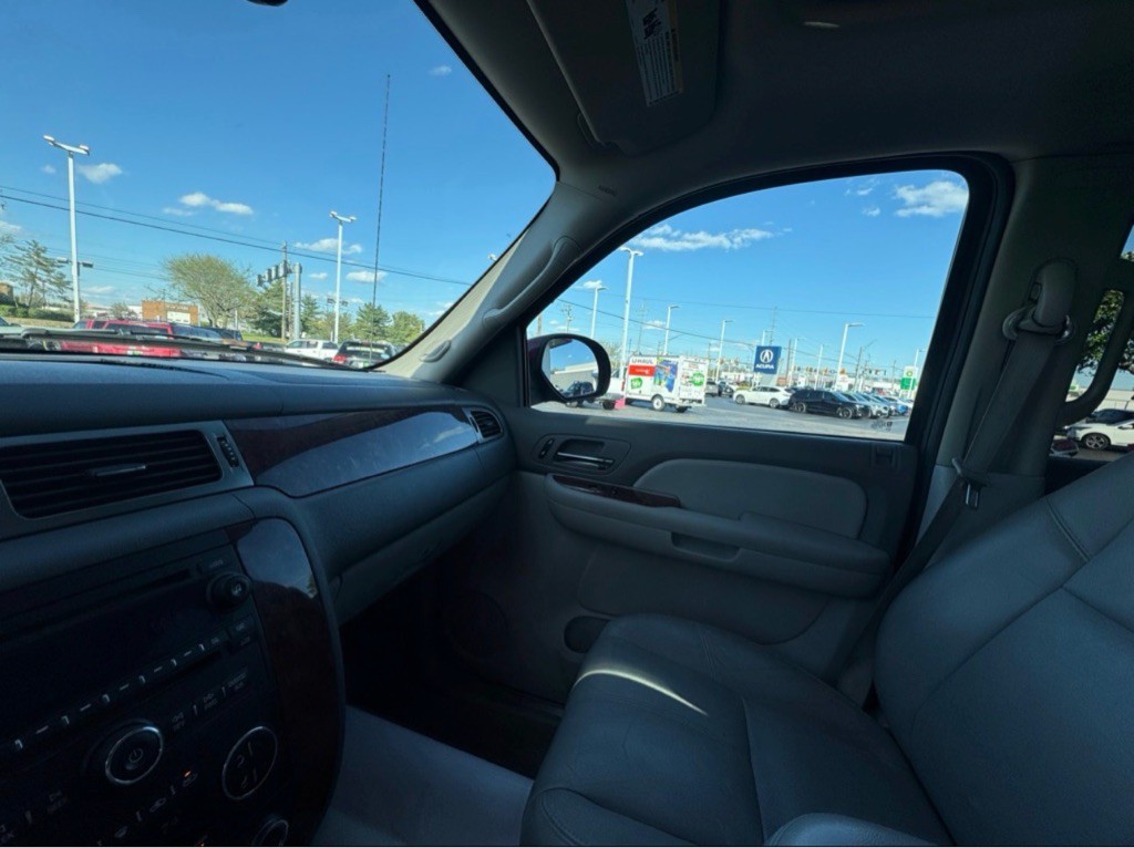 2007 Chevrolet Avalanche Image 10