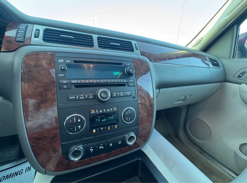 2007 Chevrolet Avalanche Image 11