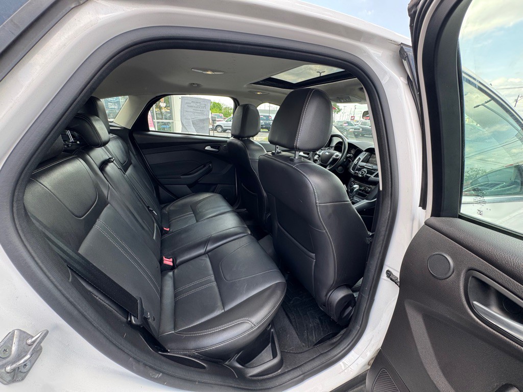 2014 Ford Focus Image 18
