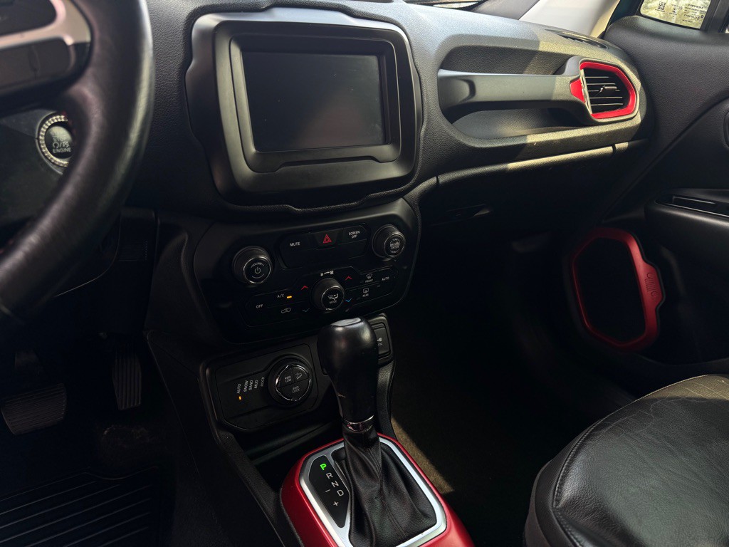 2020 Jeep Renegade Image 14