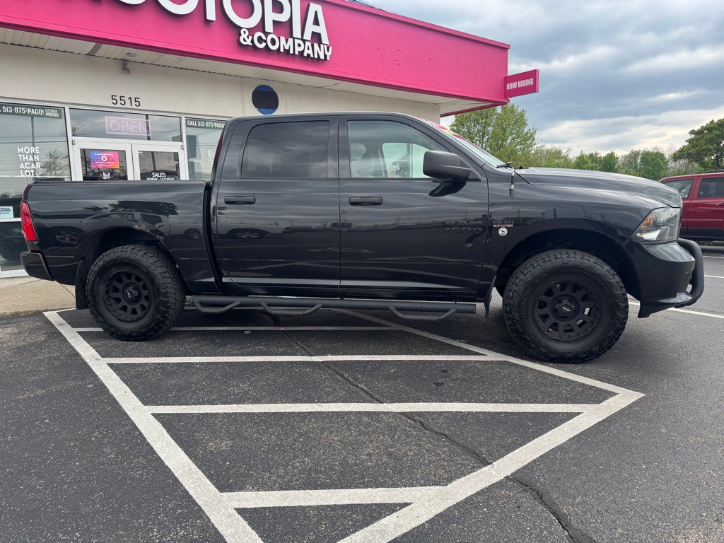 2015 RAM 1500 Image 2