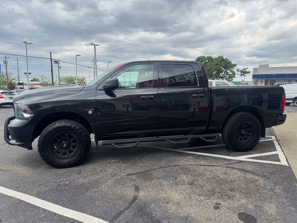 2015 RAM 1500 Image 6