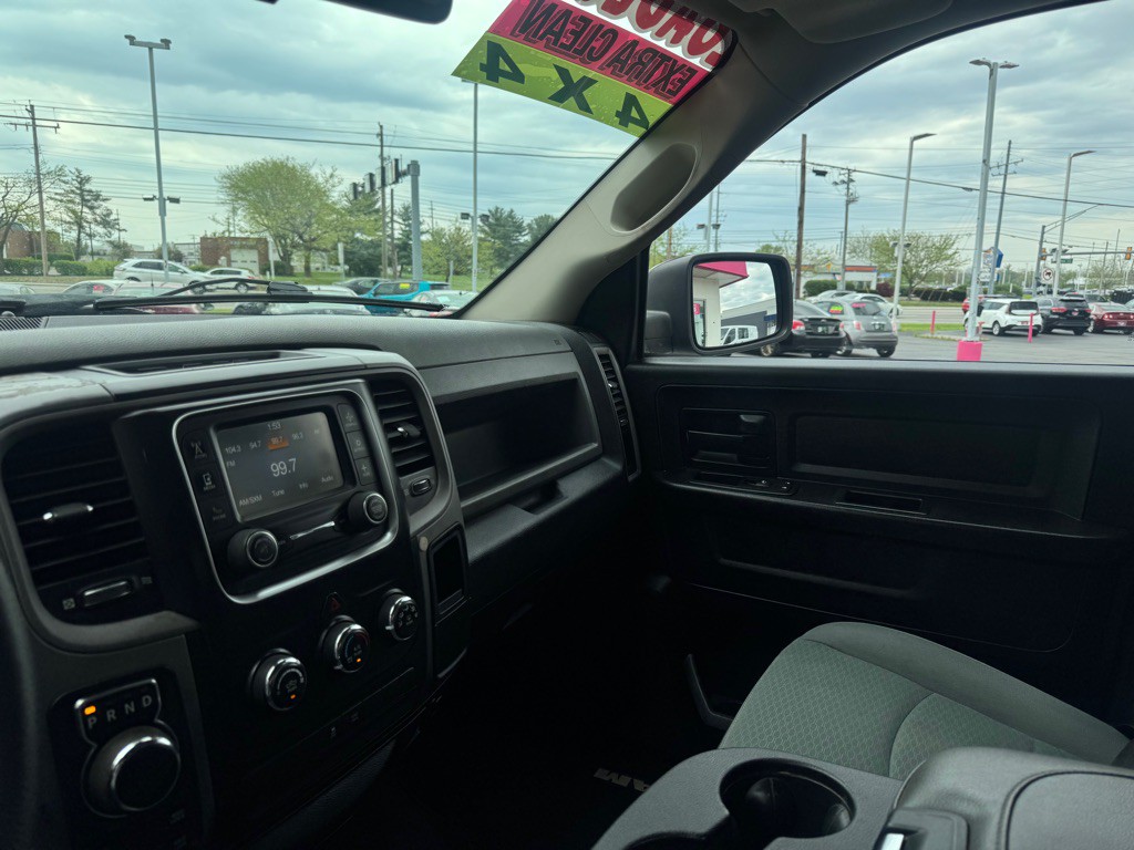 2015 RAM 1500 Image 14