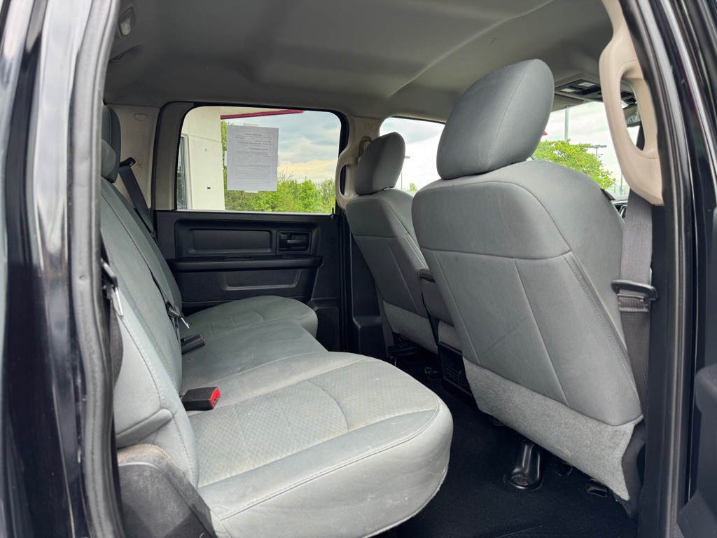 2015 RAM 1500 Image 22