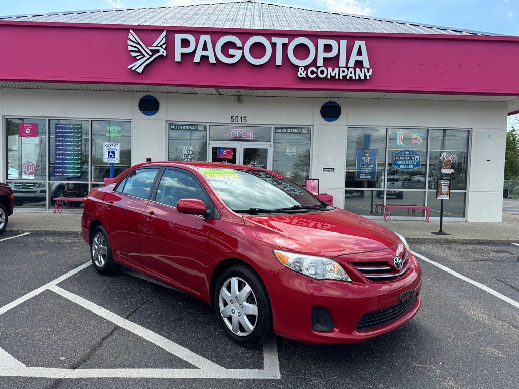 2013 Toyota Corolla Image 1