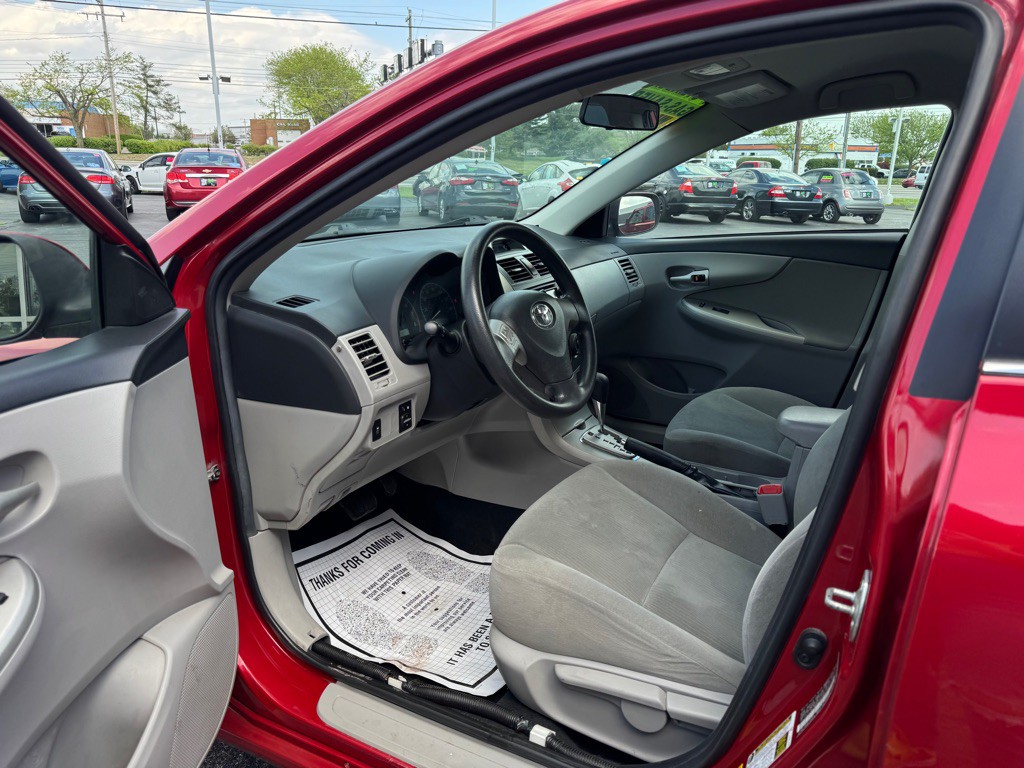 2013 Toyota Corolla Image 5