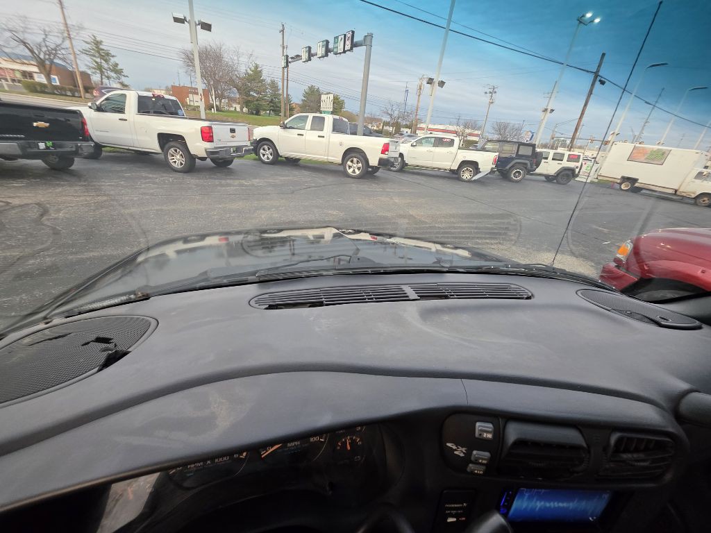 2002 Chevrolet S10 Image 7