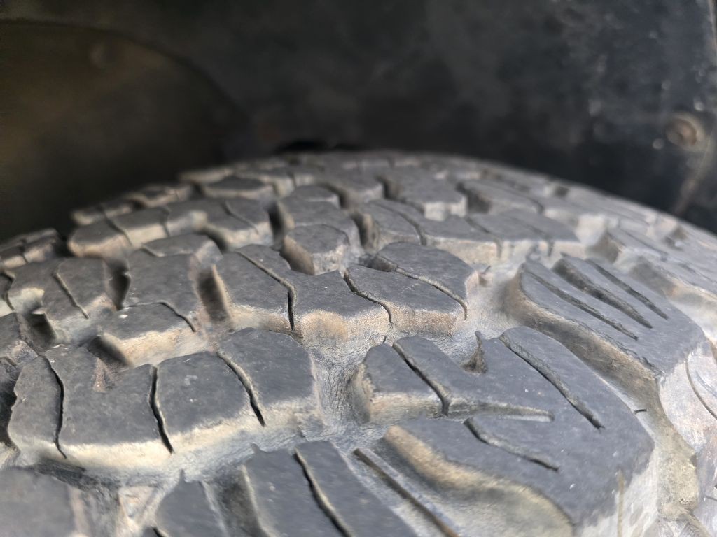 2002 Chevrolet S10 Image 32