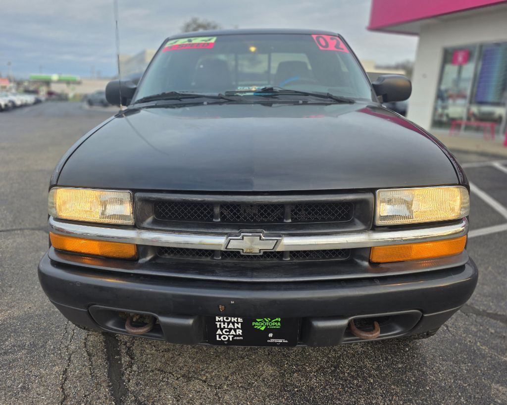 2002 Chevrolet S10 Image 38