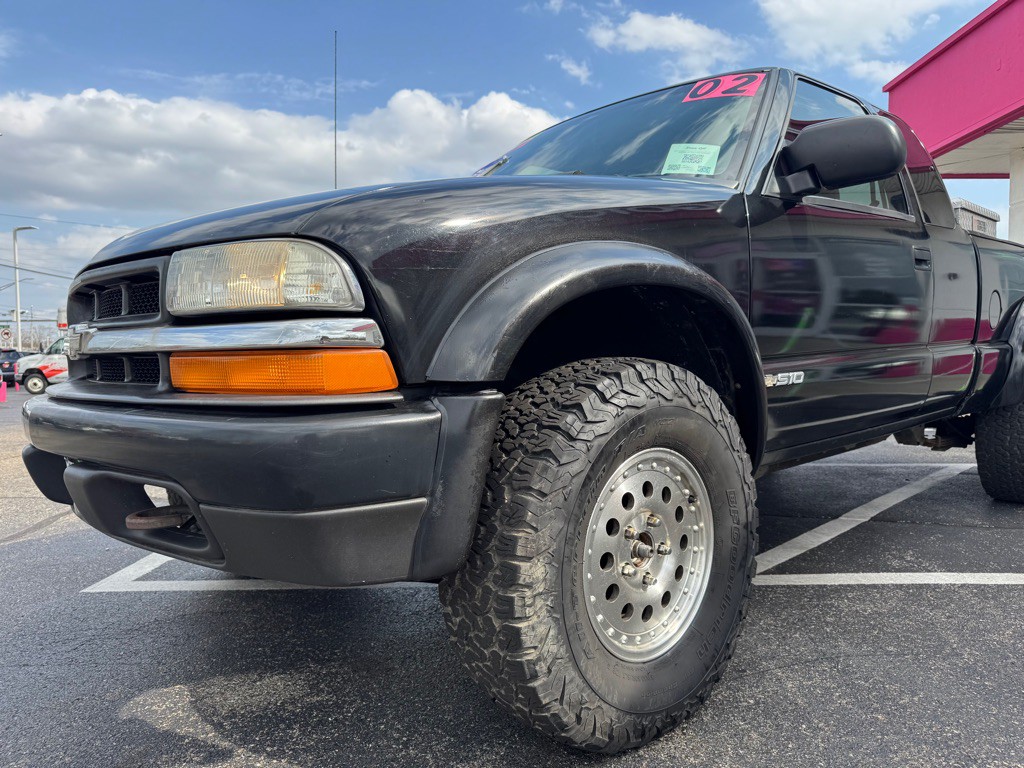 2002 Chevrolet S10 Image 43