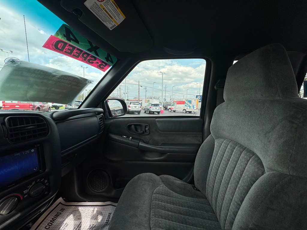 2002 Chevrolet S10 Image 49