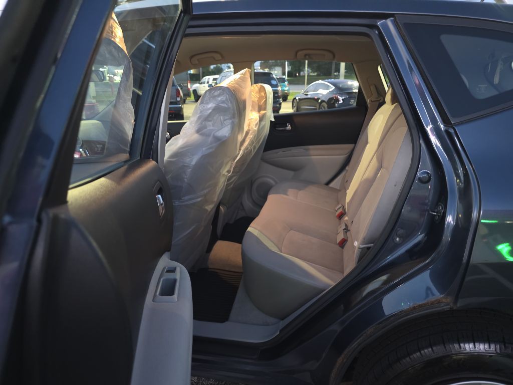 2015 Nissan Rogue Image 33