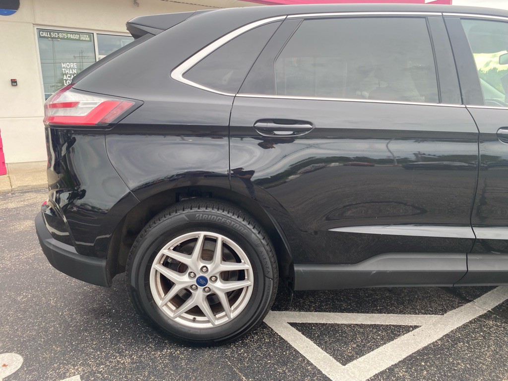 2021 Ford Edge Image 7
