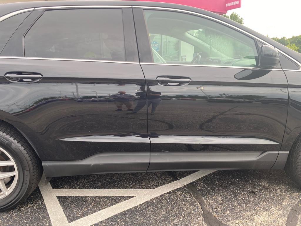 2021 Ford Edge Image 8