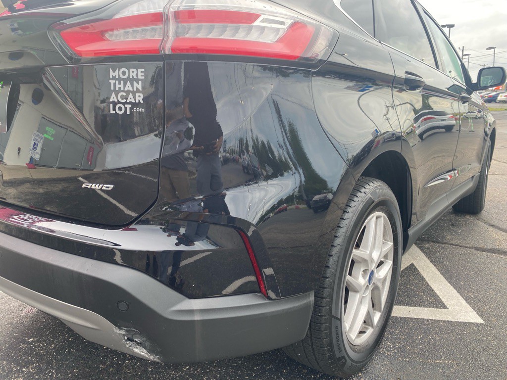 2021 Ford Edge Image 10