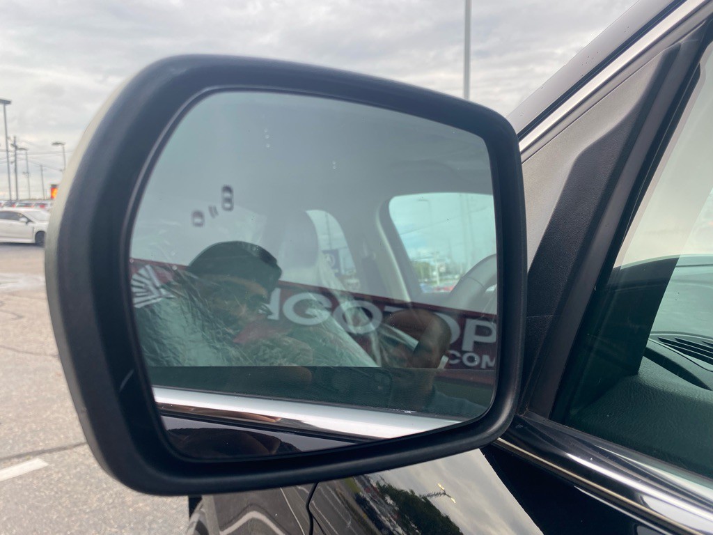 2021 Ford Edge Image 17