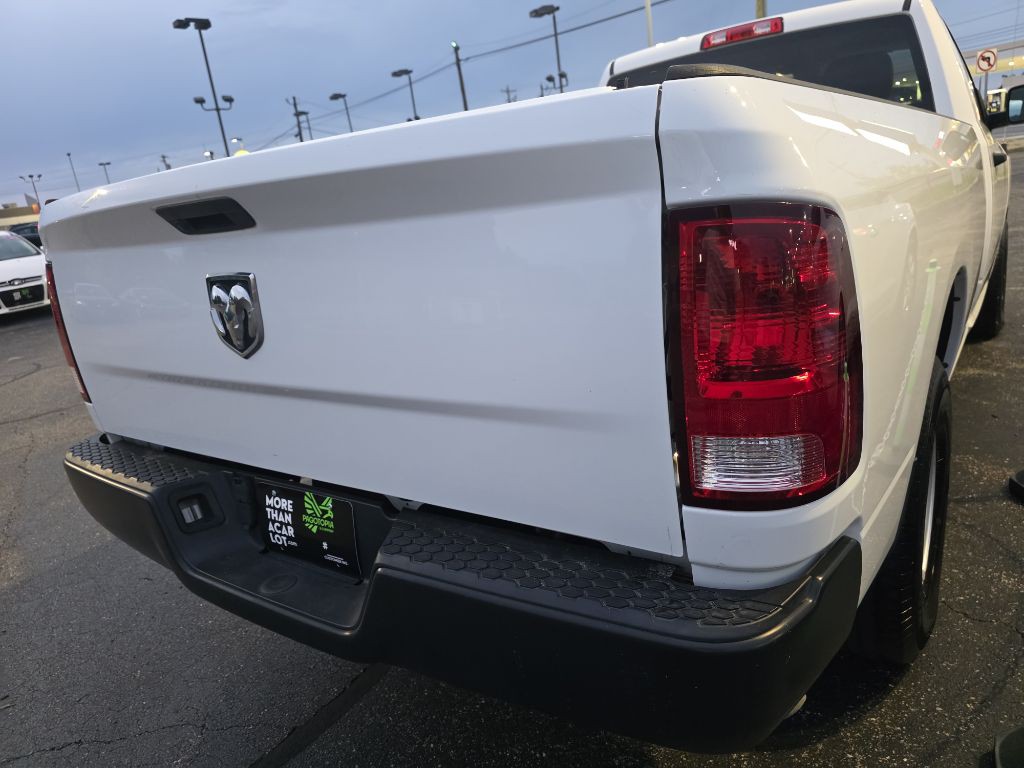 2022 RAM 1500 Image 9