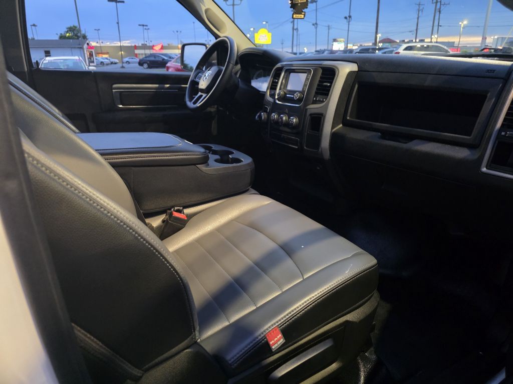 2022 RAM 1500 Image 18