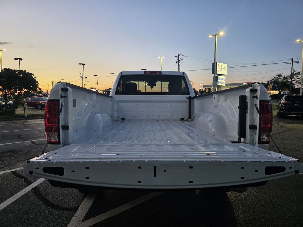 2022 RAM 1500 Image 32