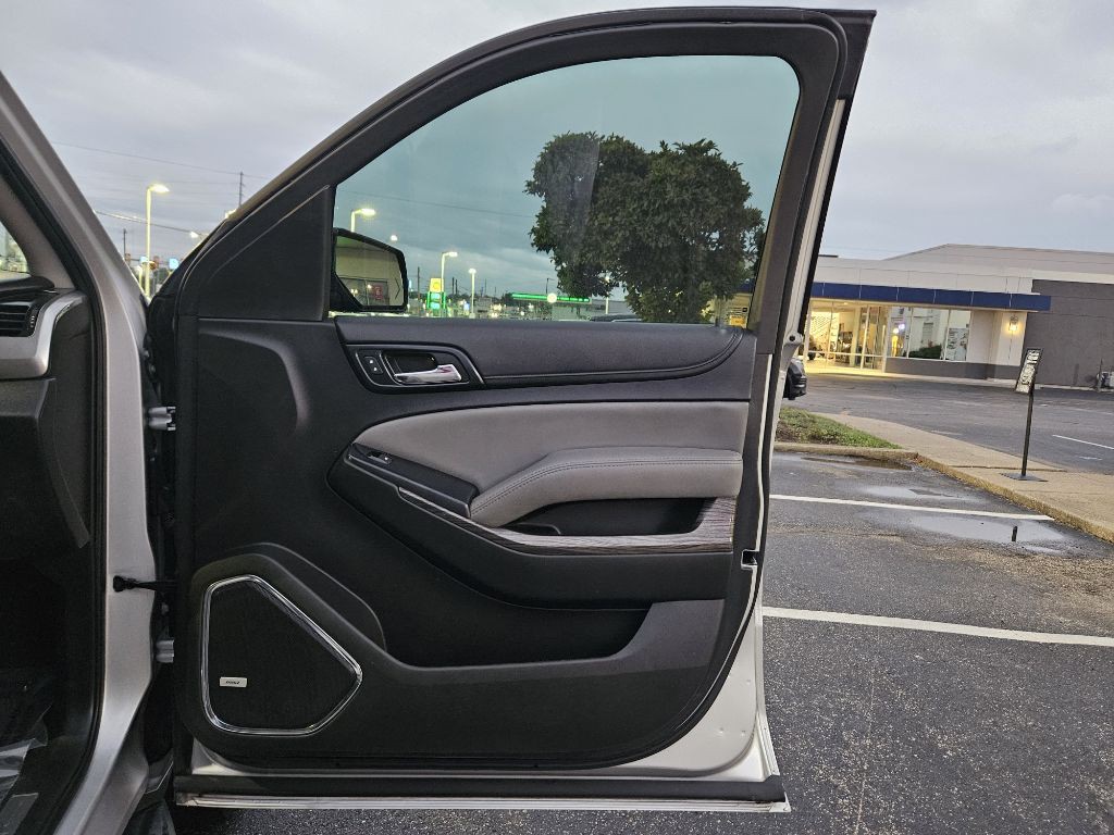 2017 Chevrolet Tahoe Image 25