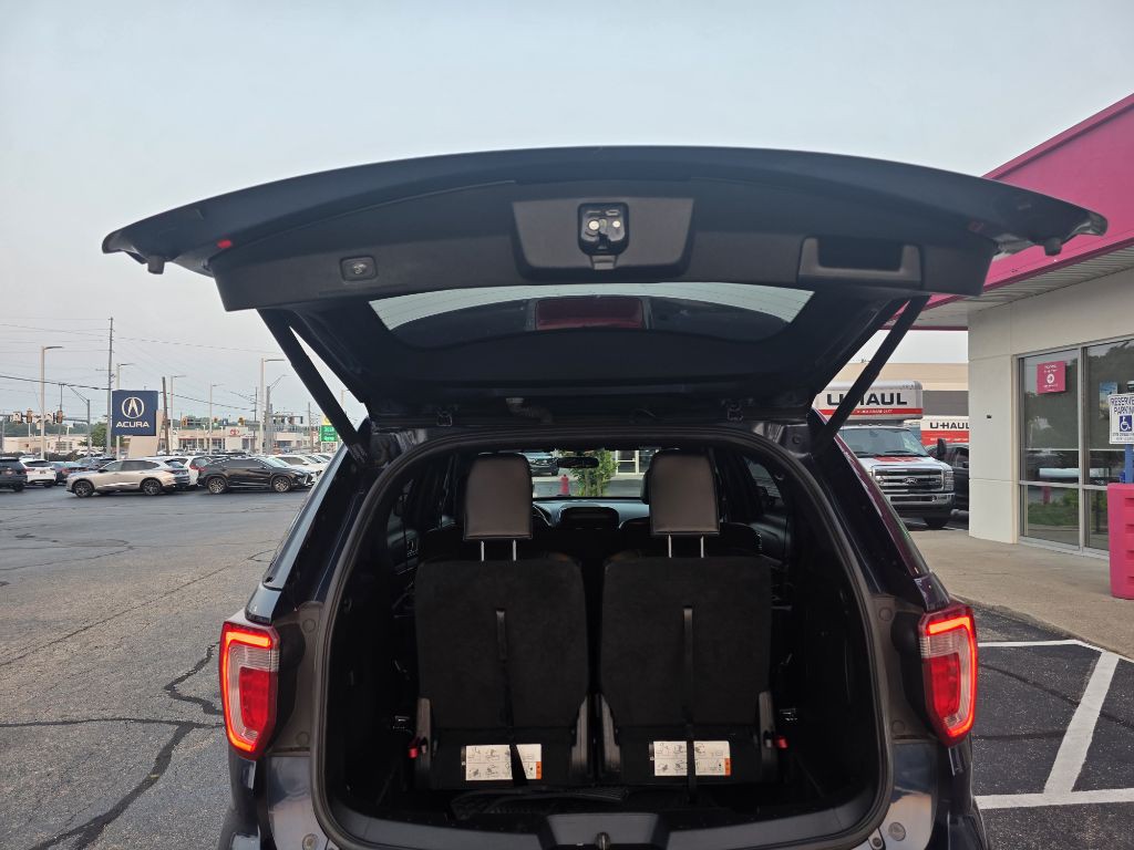 2017 Ford Explorer Image 22