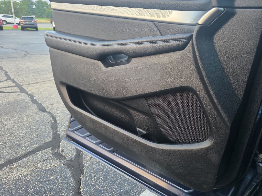 2017 Ford Explorer Image 55