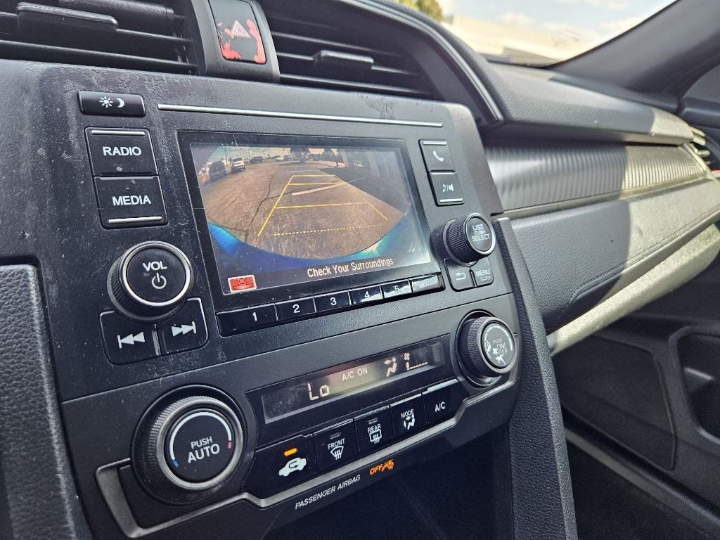 2018 Honda Civic Image 34