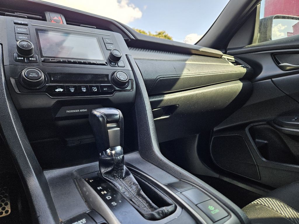 2018 Honda Civic Image 37