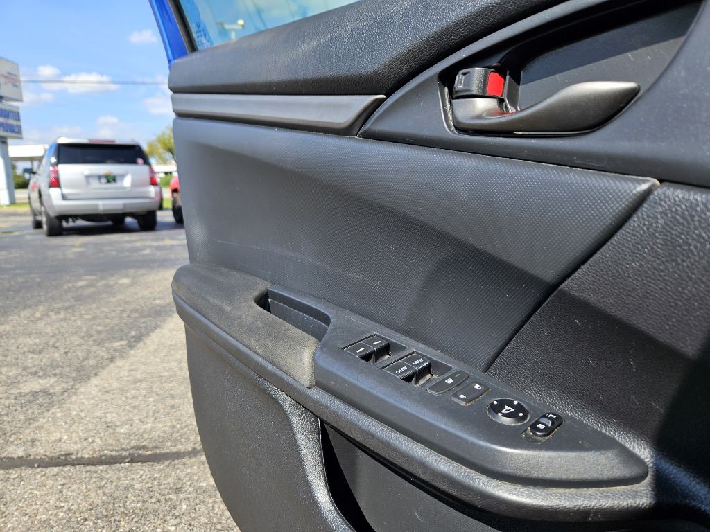 2018 Honda Civic Image 46