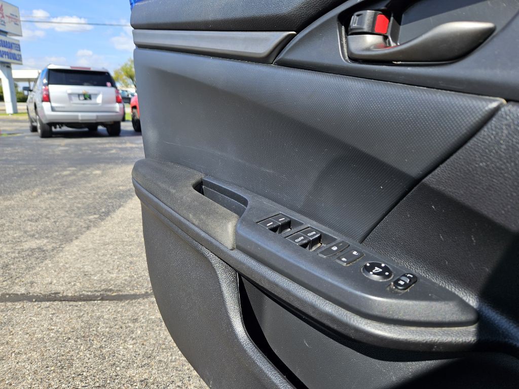 2018 Honda Civic Image 47