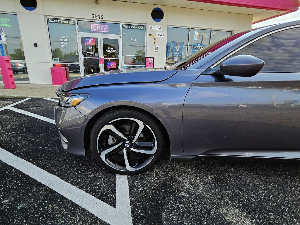 2019 Honda Accord Image 2