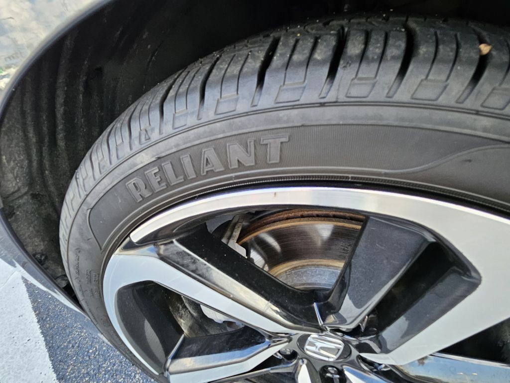 2019 Honda Accord Image 10