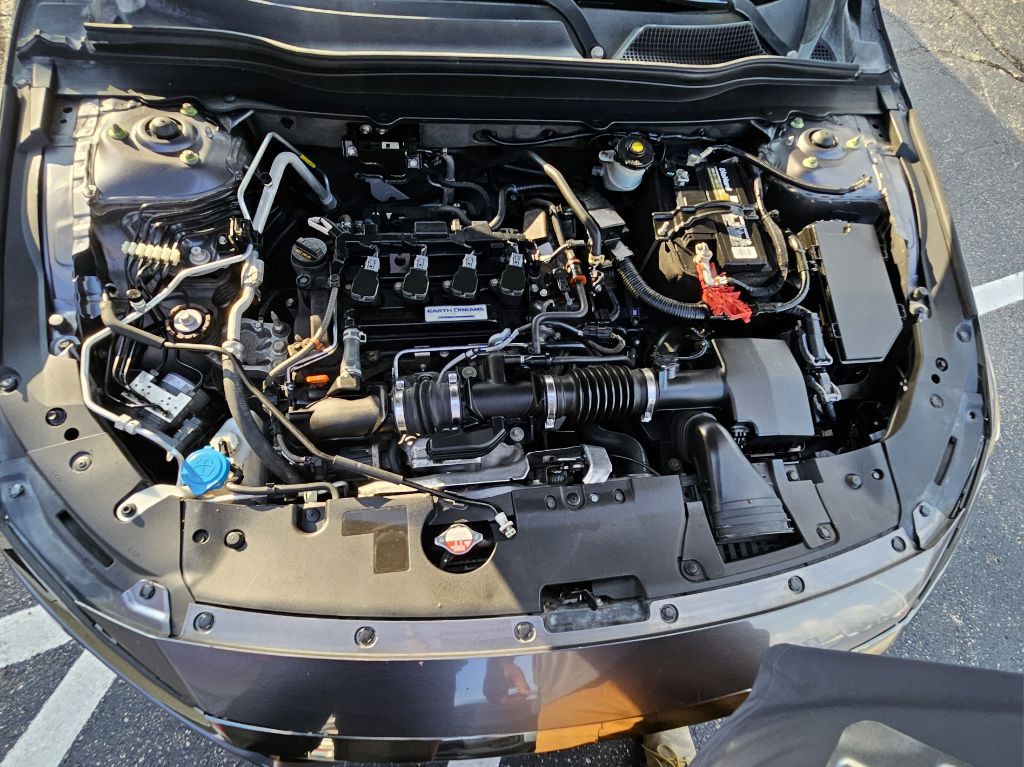2019 Honda Accord Image 18