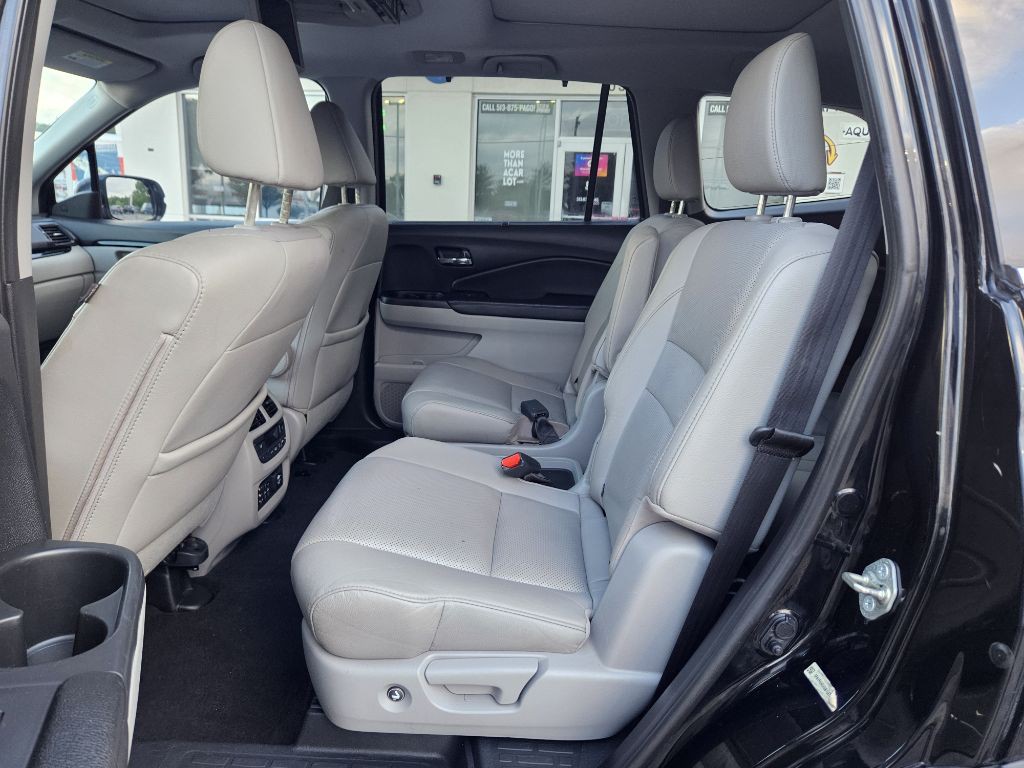 2016 Honda Pilot Image 38