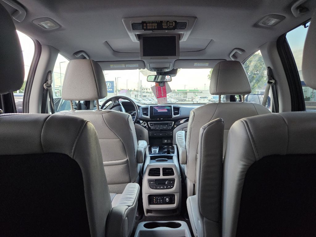 2016 Honda Pilot Image 46