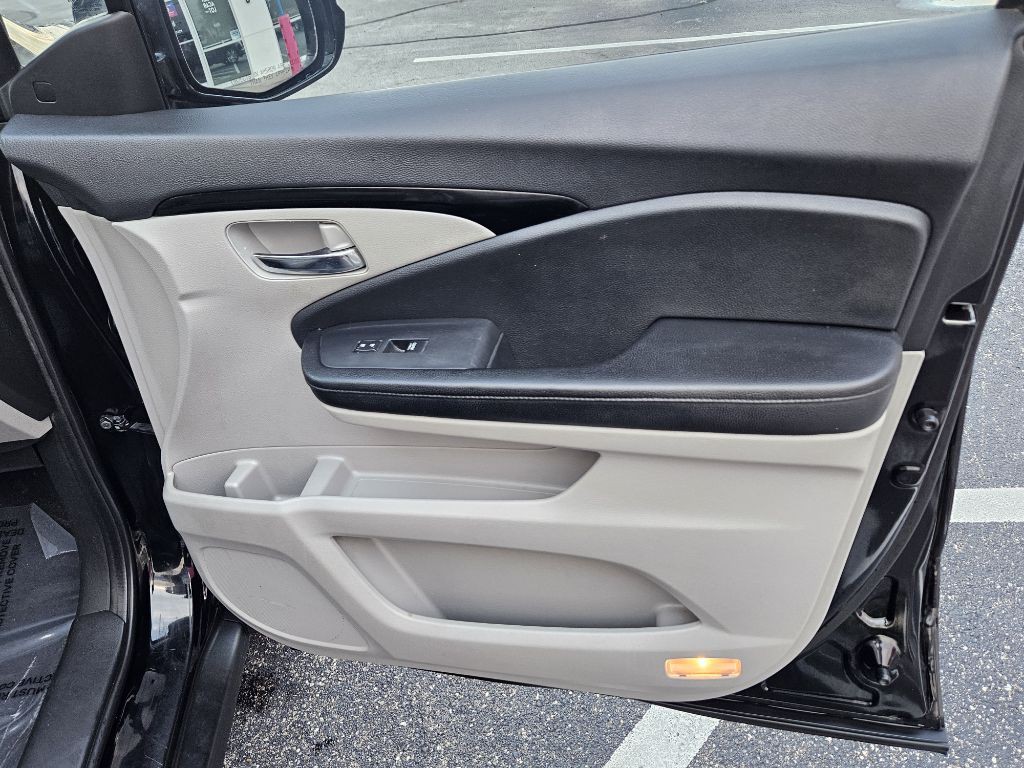 2016 Honda Pilot Image 62
